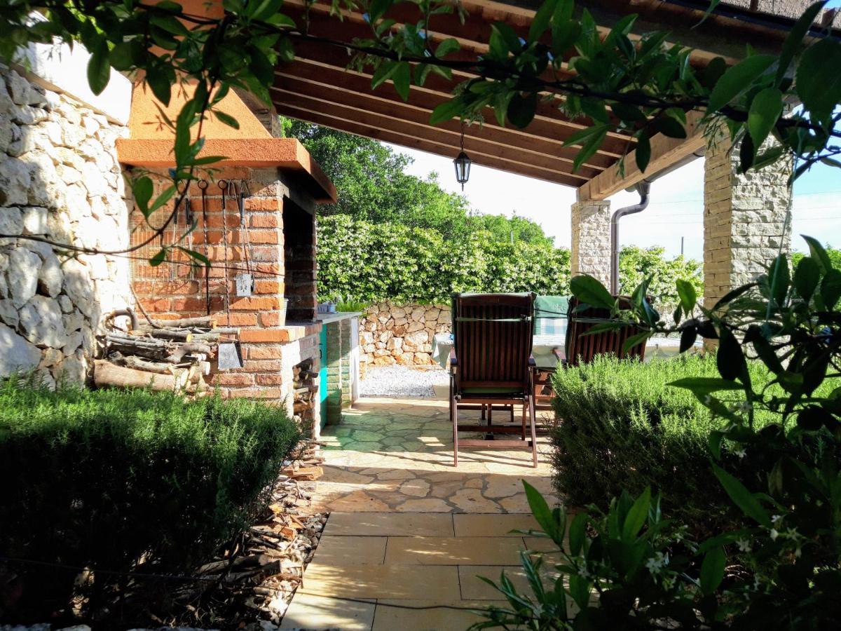 Villa Aurelia Zman Bagian luar foto